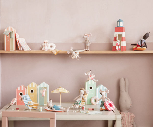 Beach chair set, Mouse - Where The Sidewalk Ends Toy Shop