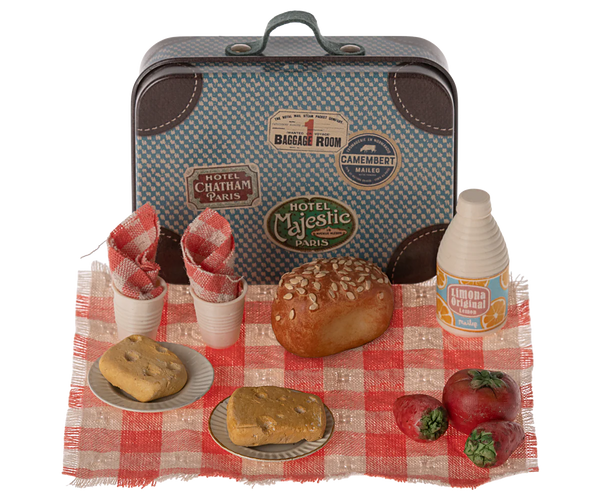 Picnic set, Mouse - Where The Sidewalk Ends Toy Shop