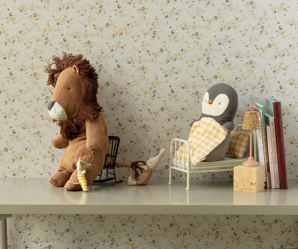 Safari friends, Lion, Medium - Where The Sidewalk Ends Toy Shop