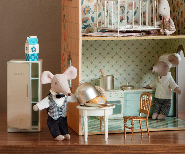 Waiter mouse - Where The Sidewalk Ends Toy Shop