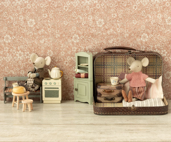 Jacket, pants and tie in suitcase, Grandpa mouse - Where The Sidewalk Ends Toy Shop