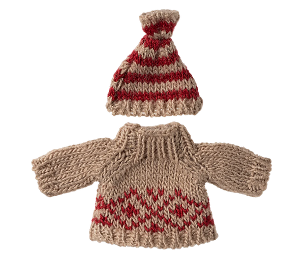 Knitted sweater and hat, Mum mouse - Where The Sidewalk Ends Toy Shop