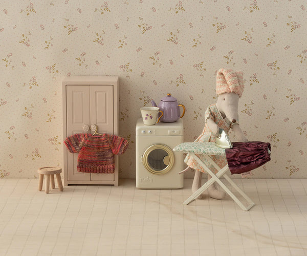 Skirt and Knitted Blouse, Mum Mouse - Where The Sidewalk Ends Toy Shop