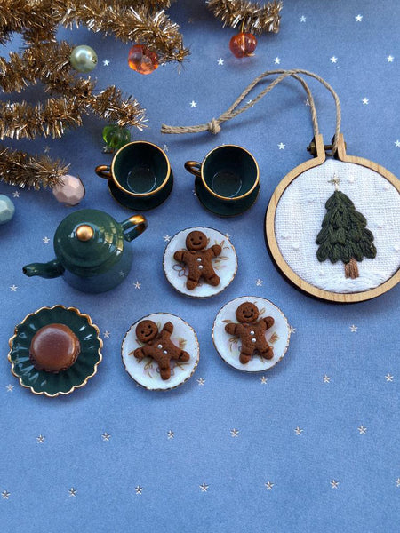 Gingerbread People Miniature - Where The Sidewalk Ends Toy Shop