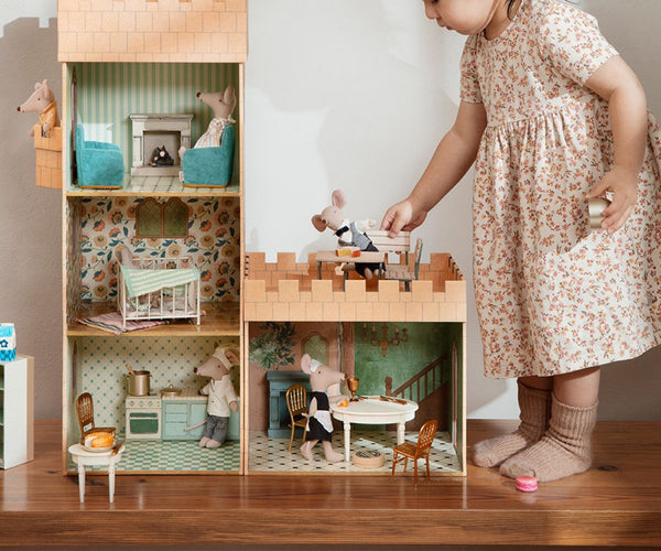 Castle Hall - Where The Sidewalk Ends Toy Shop