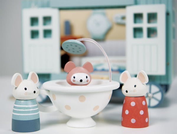 Secret Meadow Shepherd’s Hut - Where The Sidewalk Ends Toy Shop