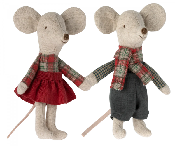 Winter Mice Twins, Little Brother and Sister - Where The Sidewalk Ends Toy Shop