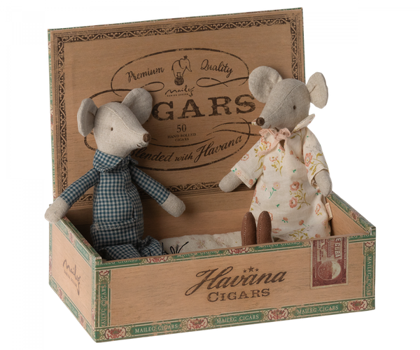 Grandma and Grandpa Mice In Cigarbox - Where The Sidewalk Ends Toy Shop