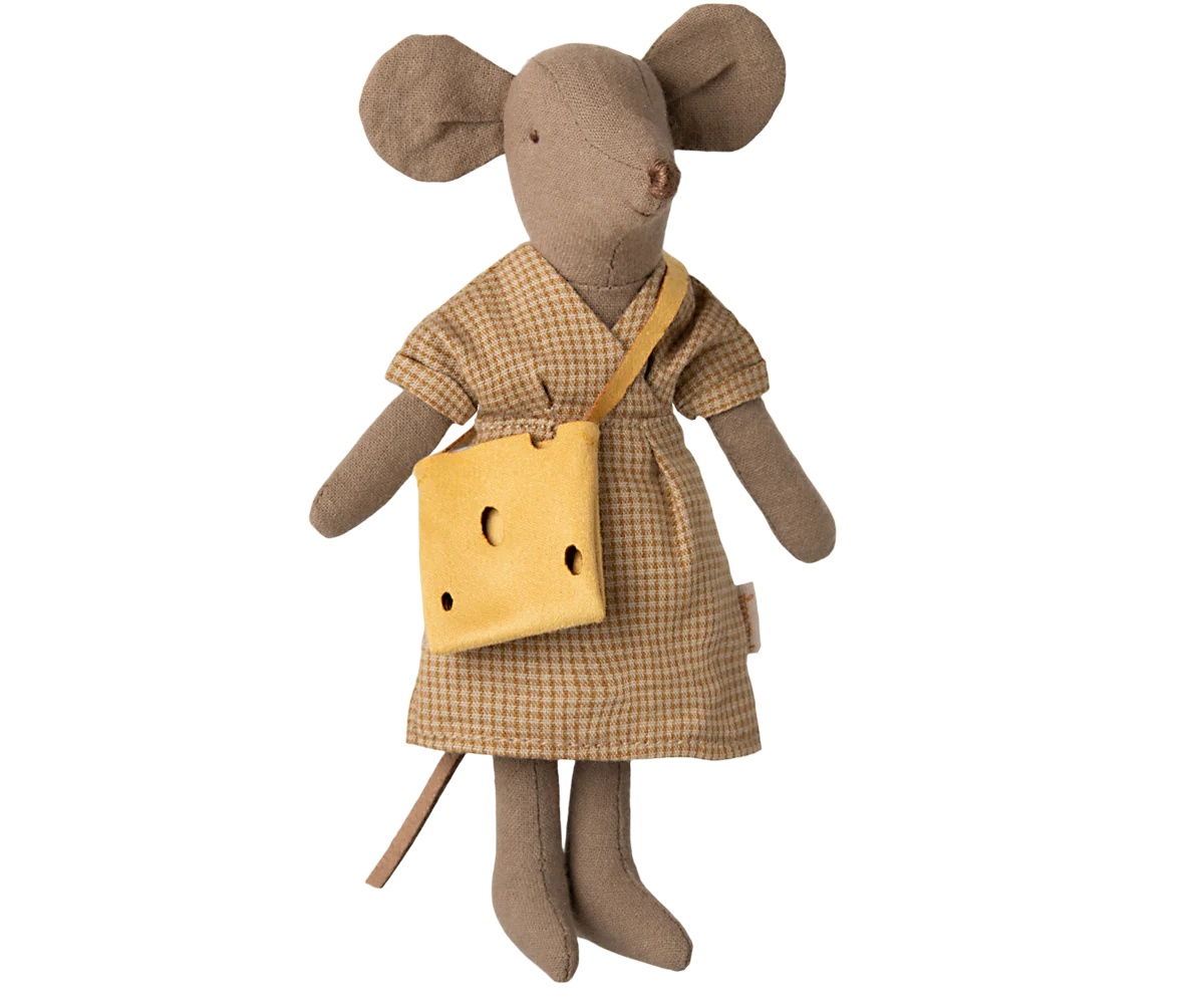 Mum mouse - Light brown - Where The Sidewalk Ends Toy Shop