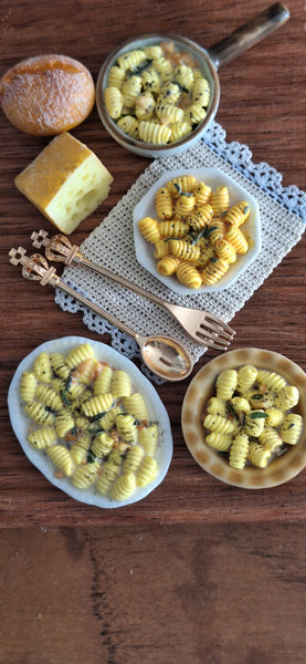 Pasta in Pumpkin Sauce, 1:6 scale - Where The Sidewalk Ends Toy Shop