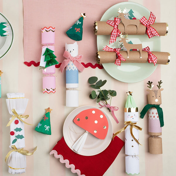 Snowmen Crackers (x 6) - Where The Sidewalk Ends Toy Shop
