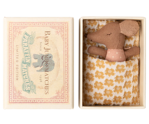 Sleepy wakey baby mouse in matchbox - Rose
