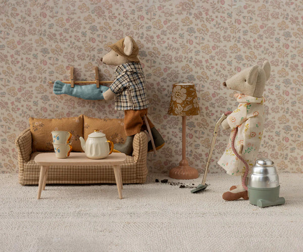Couch, Mouse - Mable - Where The Sidewalk Ends Toy Shop
