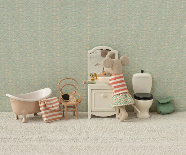 Clothes and bag, Big sister mouse - Green - Where The Sidewalk Ends Toy Shop