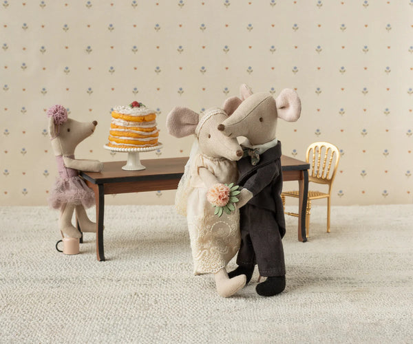 Wedding mice couple in box, Mum and Dad- New - Where The Sidewalk Ends Toy Shop