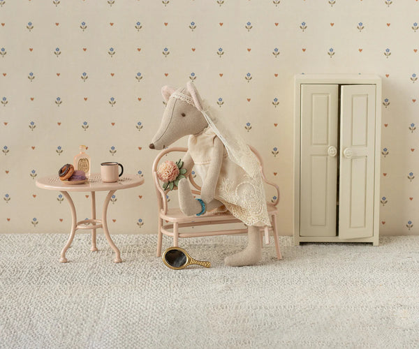 Wedding dress, Mum mouse - Where The Sidewalk Ends Toy Shop