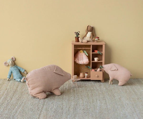 Polly pork, Medium - Where The Sidewalk Ends Toy Shop