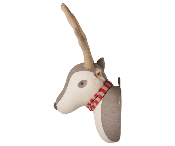 Trophy deer - Light nature