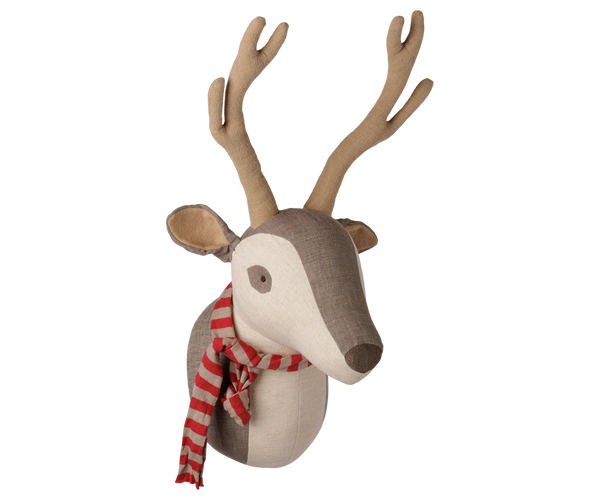 Trophy deer - Light nature