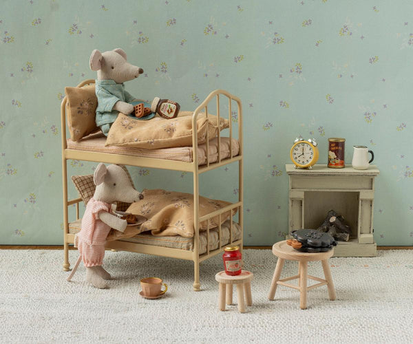 Waffle set, Mouse - Where The Sidewalk Ends Toy Shop