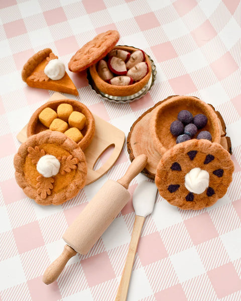 Felt Apple Pie Play Food Set - Where The Sidewalk Ends Toy Shop