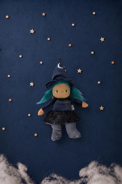Dinky Dinkum Winnie Witch