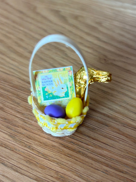Miniature Easter Basket 1:12 Scale - Where The Sidewalk Ends Toy Shop