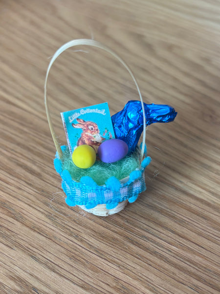 Miniature Easter Basket 1:12 Scale - Where The Sidewalk Ends Toy Shop