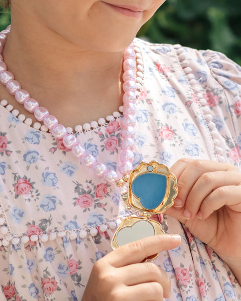 Sparkle Shell Lipgloss Locket - Where The Sidewalk Ends Toy Shop