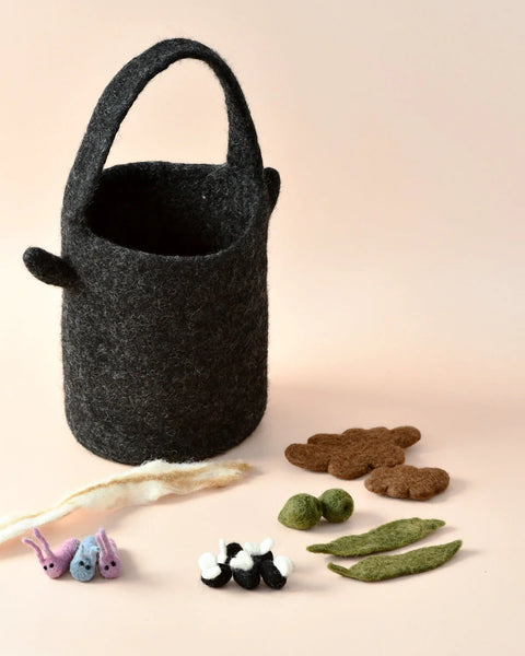 Felt "Wombat Stew" Billy Can and Small Parts Play Set - Where The Sidewalk Ends Toy Shop