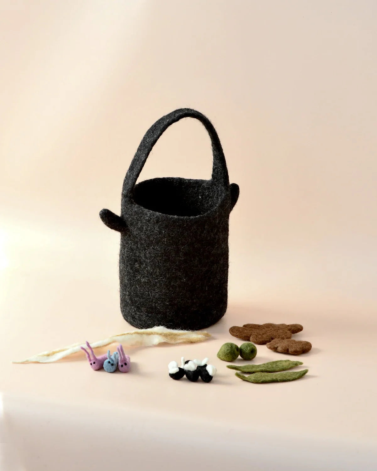 Felt "Wombat Stew" Billy Can and Small Parts Play Set - Where The Sidewalk Ends Toy Shop