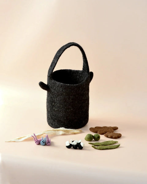 Felt "Wombat Stew" Billy Can and Small Parts Play Set - Where The Sidewalk Ends Toy Shop
