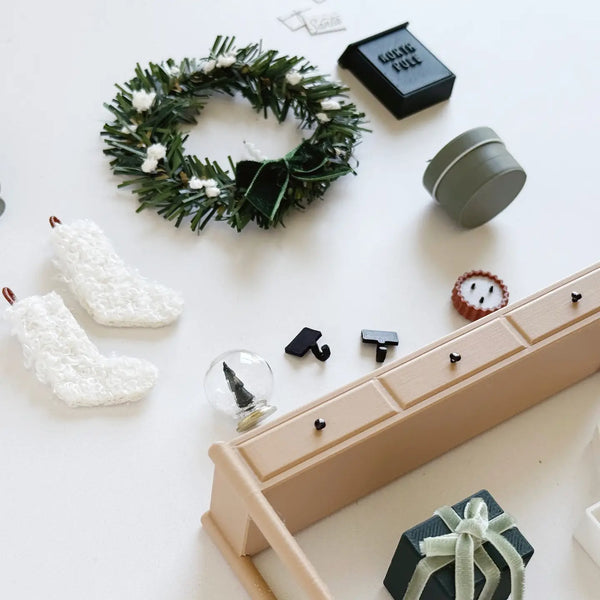 Miniature Holiday Decor Set – 20 Pieces - Where The Sidewalk Ends Toy Shop