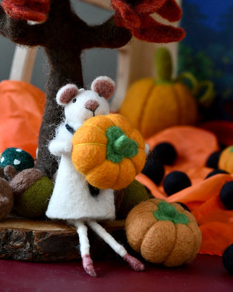 Felt Pumpkins (Orange Coloured)- 5 Pumpkins - Where The Sidewalk Ends Toy Shop